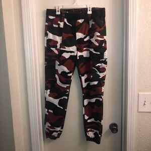 Red/black/white camouflage cargo pants, size 13-14